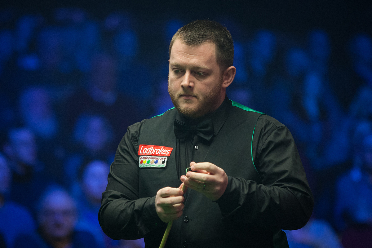 在弧顶对其 在弧顶对其