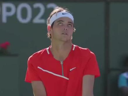 强调对位置 强调对位置